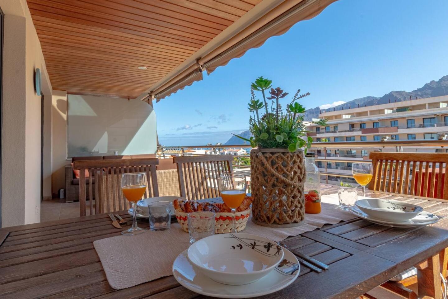Top Floor Ocean View Apt By Dream Homes Tenerife Puerto de Santiago  Exterior photo